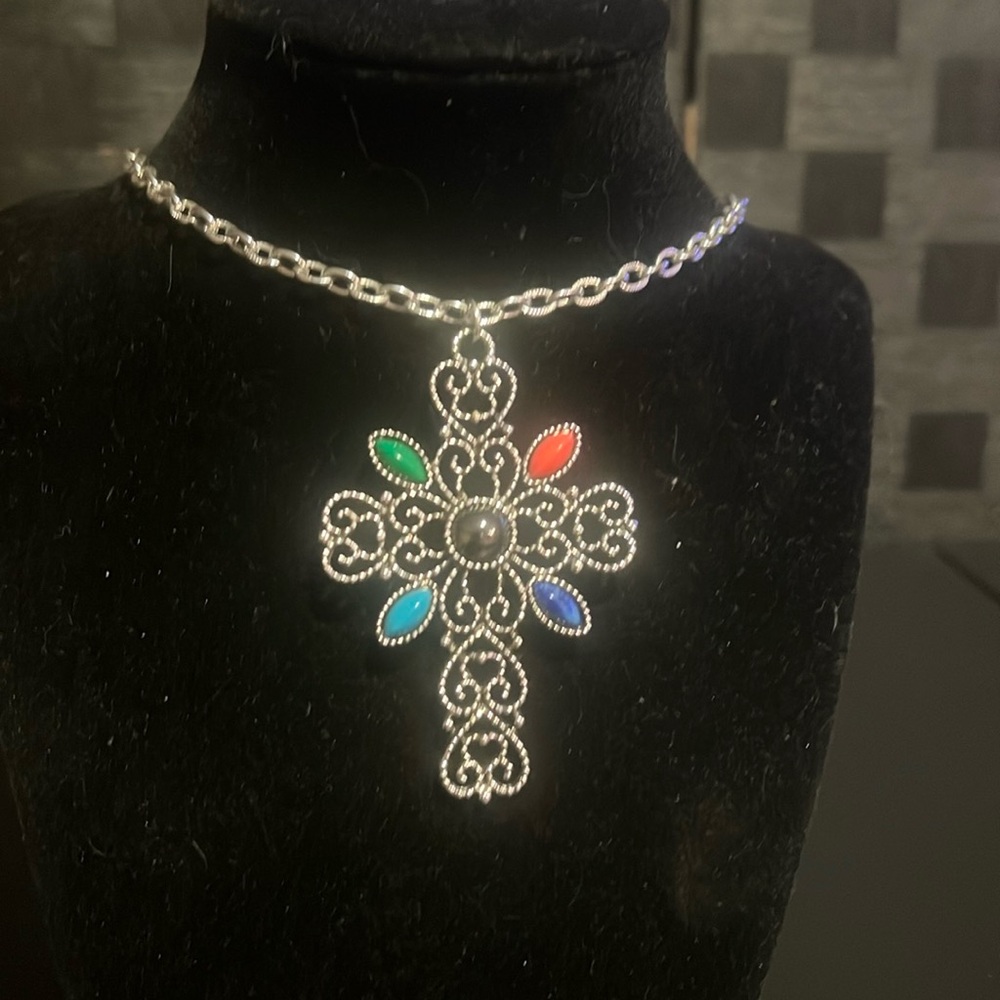 Avon Silver Cross  5 Stones Necklace